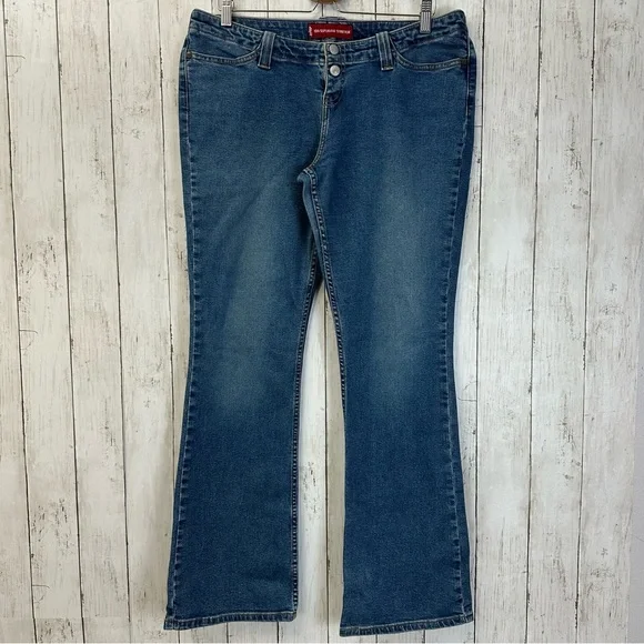 Vintage Levi's 520 Too Superlow stretch flare jeans size juniors 13 Médium wash - Picture 1 of 12